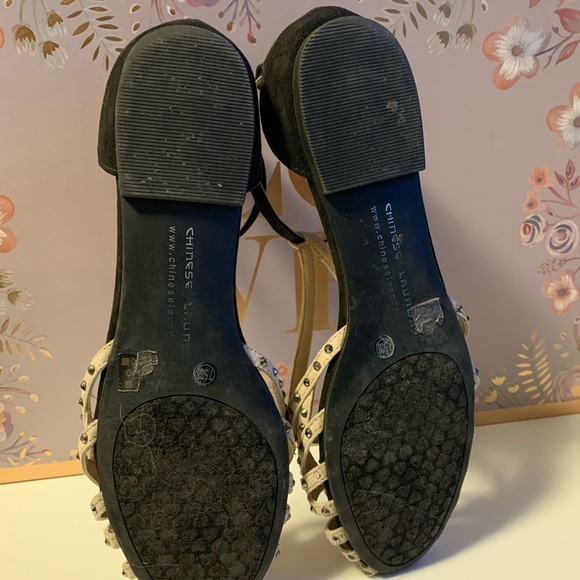 Chinese laundry flats - Picture 5 of 5